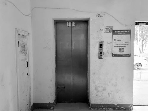 17年電梯頻出故障，業主驚魂的“任性下墜”