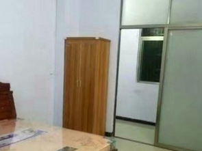 商品城附近全新電梯房，單間一房兩房任選，拎包入住，陽光滿屋